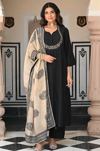 Black women viscose embroidered kurta with viscose bottom and chanderi print dupatta set
