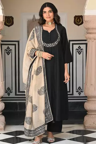 Black women viscose embroidered kurta with viscose bottom and chanderi print dupatta set