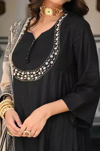 Black women viscose embroidered kurta with viscose bottom and chanderi print dupatta set