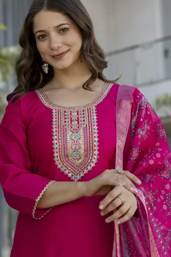 Pink women chanderi cotton embroidered kurti with chanderi bottom and jacquard organza printed dupatta set