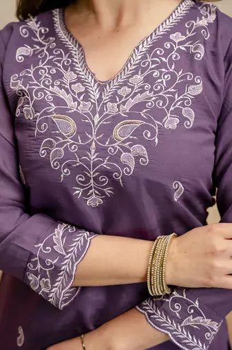 Purple women chanderi embroidered kurta with chanderi bottom and viscose organza embroidered dupatta set