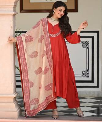 Orange women viscose embroidered kurta with viscose bottom and chanderi print dupatta set 4