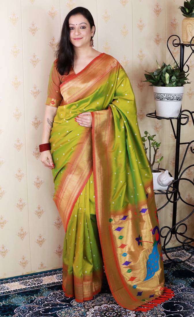Green paithani silk bandhani zari weaving saree with contrast blouse piece
