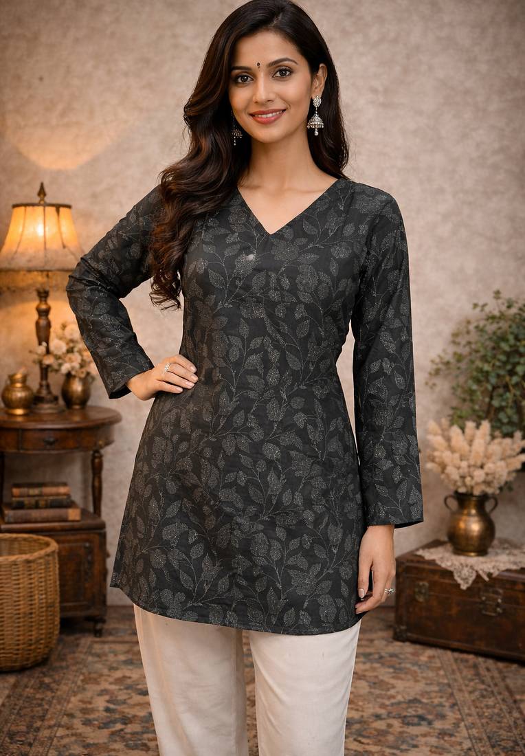  floral digital print muslin silk tunic / stylish short kurti for grilish