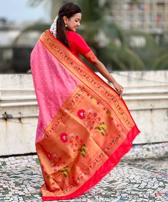 pink bandhani soft silk saree with zari weaving border 2