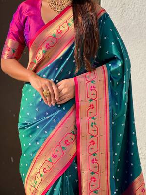 teal bandhani soft silk saree with zari weaving border 4