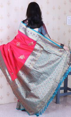 soft silk pink saree with rich zari border & contrast blouse 2