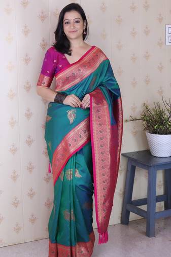 Teal soft silk zari weaving saree with contrast blouse piece