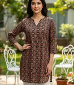  floral digital print muslin silk tunic / stylish short kurti for grilish