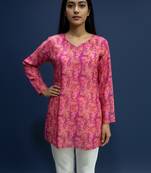  floral digital print muslin silk tunic / stylish short kurti for grilish