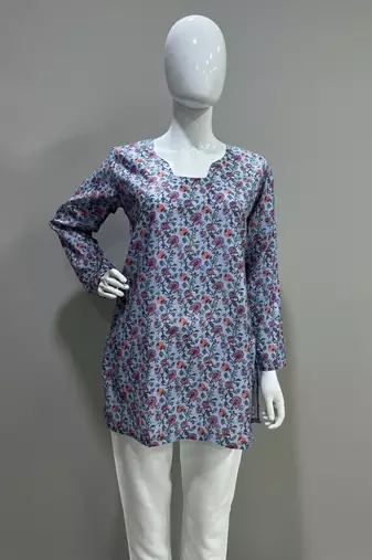  floral digital print muslin silk tunic / stylish short kurti for grilish
