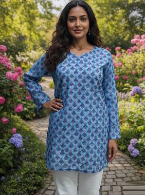  floral digital print muslin silk tunic / stylish short kurti for grilish 1