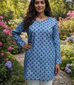  floral digital print muslin silk tunic / stylish short kurti for grilish