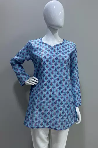  floral digital print muslin silk tunic / stylish short kurti for grilish
