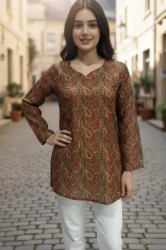  floral digital print muslin silk tunic / stylish short kurti 