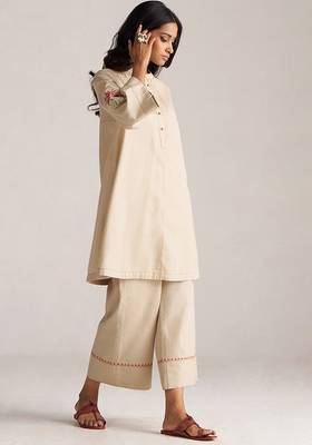 brown linen top and bottom set with minimal style 3