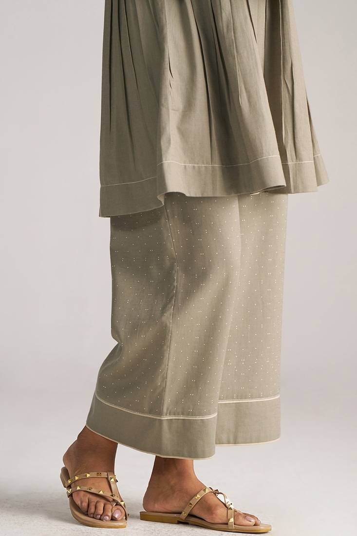 grey linen co-ord set with full sleeve style