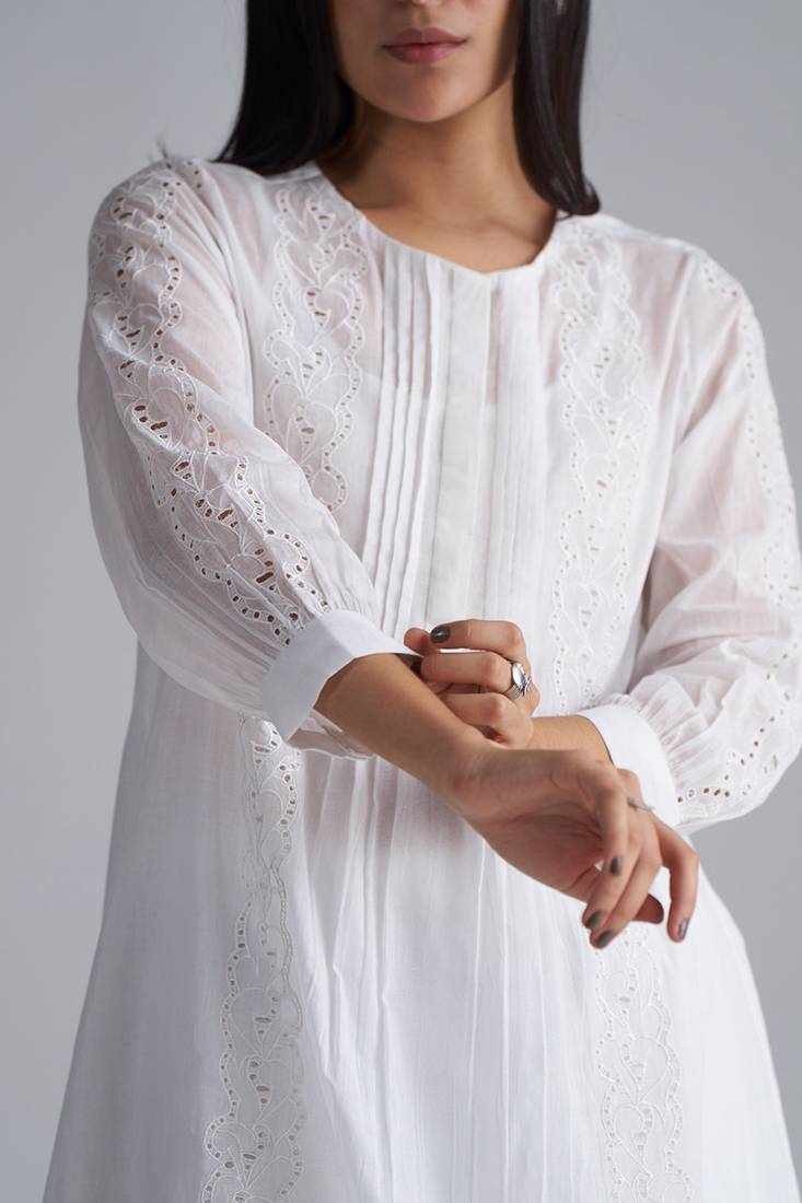 white cotton co-ord set with full sleeve style