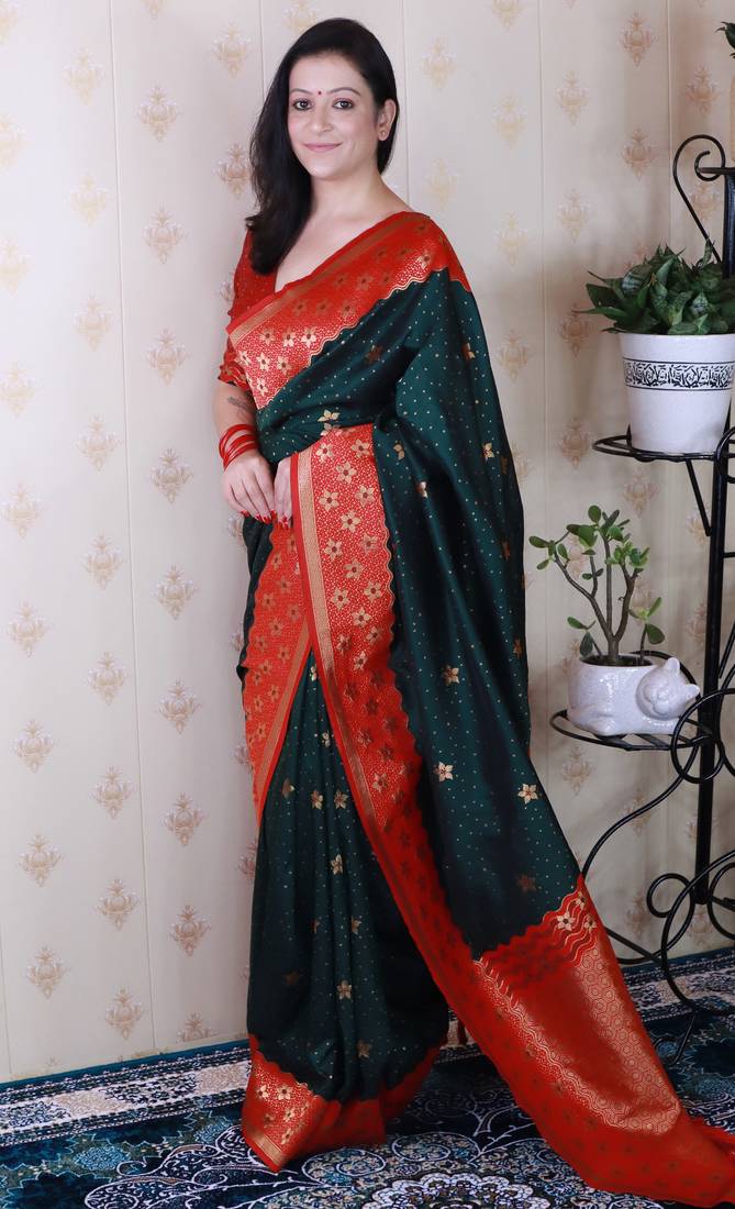 Green banarasi silk zari weaving saree with contrast blouse piece