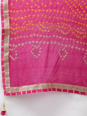 yellow kota silk hand embroidered lehenga with pink bandhani dupatta 4