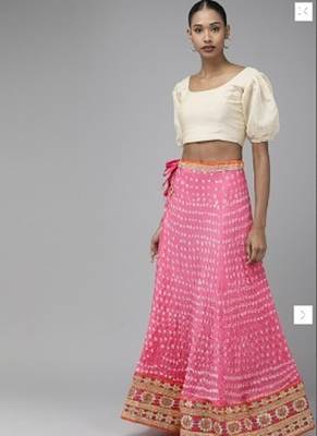 pink festive bandhani silk lehenga with unstitched blouse 3