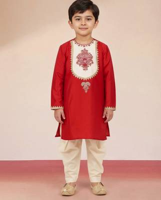 boys red viscose dhoti kurta with zari work 3