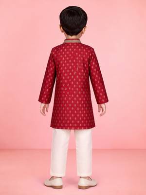 boys red jacquard silk kurta pajama with jari butti work 3