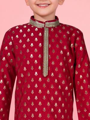 boys red jacquard silk kurta pajama with jari butti work 4