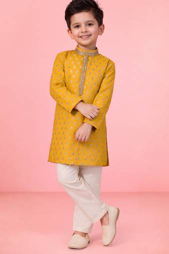 boys yellow jacquard silk blend kurta with cream pyjama     wedding & festive wear
