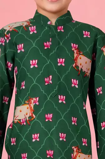 boys green cotton kurta pajama with pichwai print