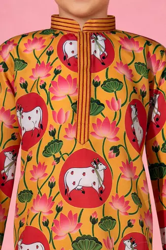 boys yellow muslin kurta pajama with pichwai print
