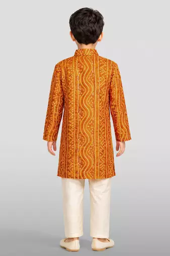 boys orange cotton kurta pajama with bandhani print