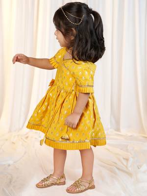 girls wear jacquard dress set mustard with floral print 4