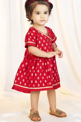 girls wear red jacquard dress set with floral pattern