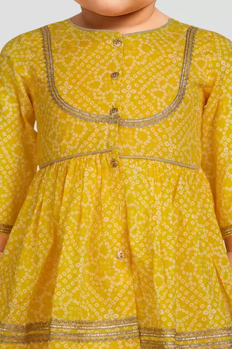 girls wear yellow bandhani cotton kurta with patiala set cotton