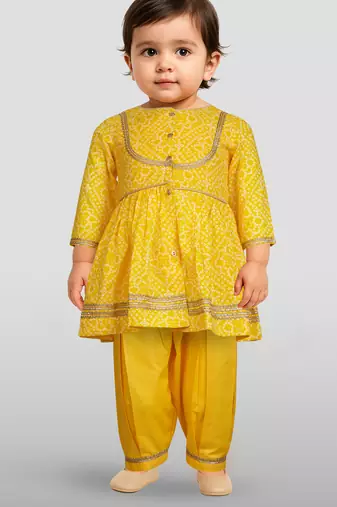 girls wear yellow bandhani cotton kurta with patiala set cotton