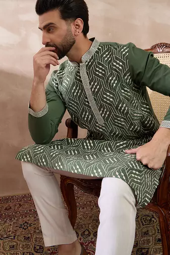 Men green silk blend embroidered mandarin collar straight kurta with trouser