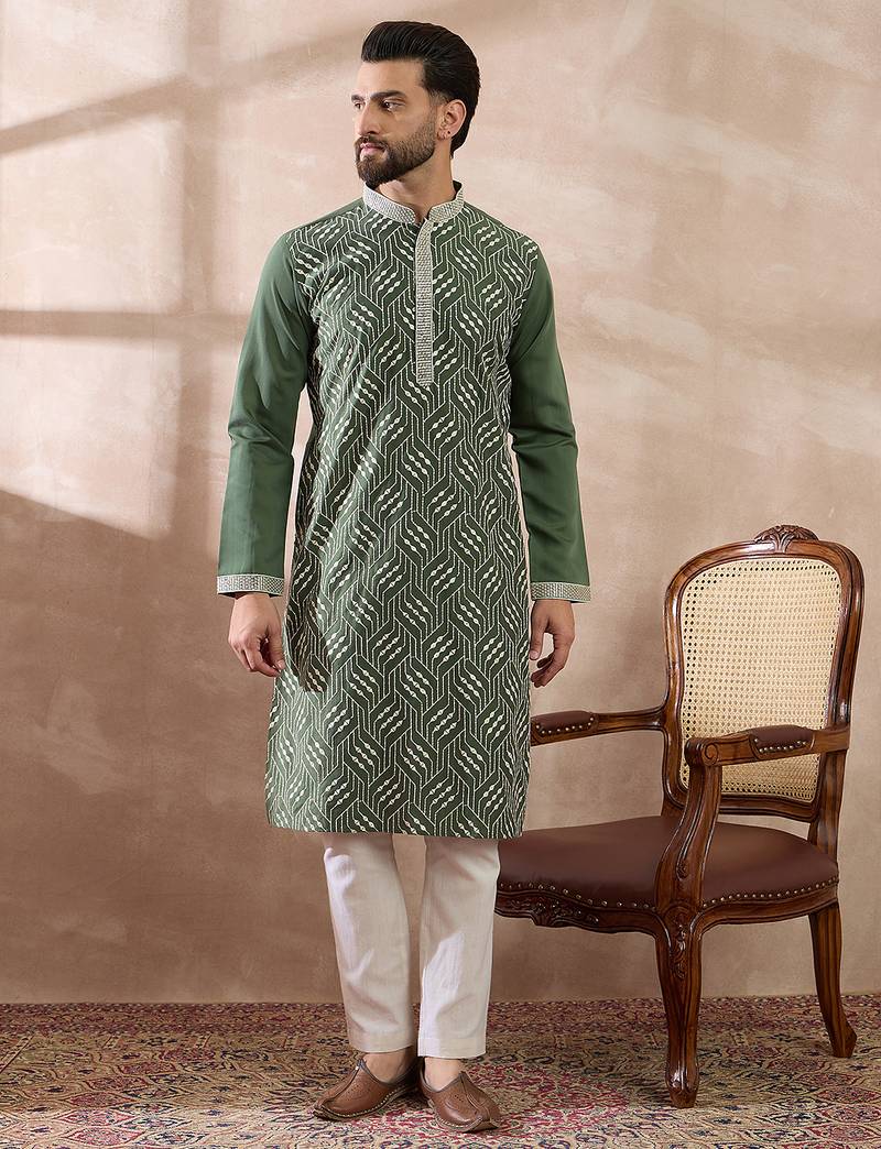 Men green silk blend embroidered mandarin collar straight kurta with trouser