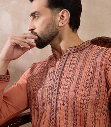 Men orange silk blend embroidered mandarin collar straight kurta with trouser