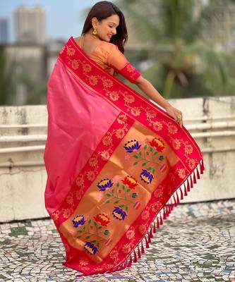 pink zari woven silk saree with peach blouse piece 2