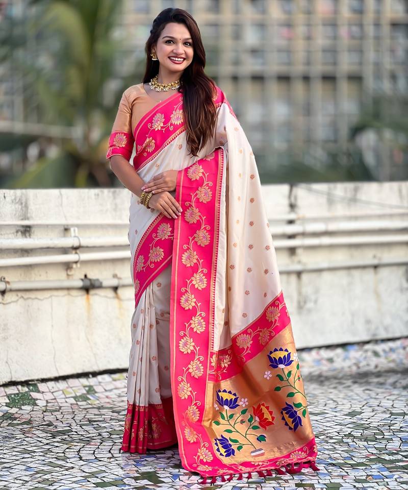 White soft silk zari weaving saree with contrast blouse piece