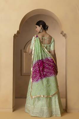green and fuchsia silk lehenga with blouse and dupatta set 2