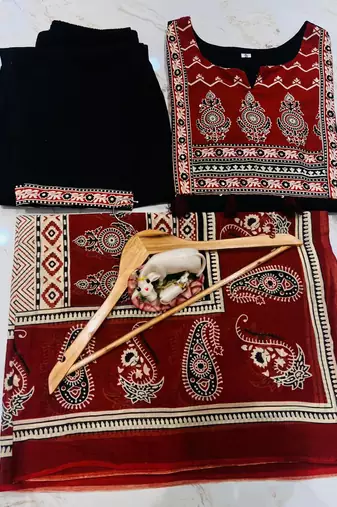 Women floral printed cotton kurta with trouser & dupatta
