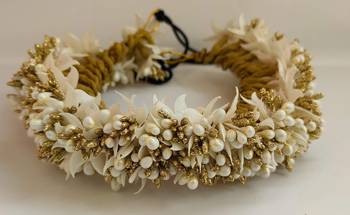 Designer pollens bridal hair gajra 2