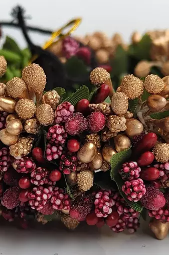 Maroon and gold pollens hair gajra