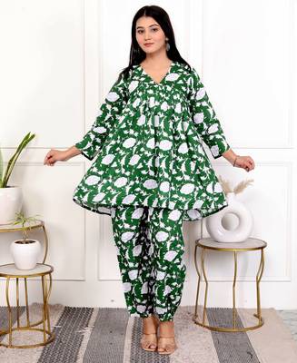 Green floral hand block printed cotton co-ord set 1