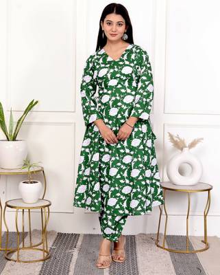 Green floral hand block printed cotton kurta pant set 1