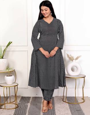 Black hand block printed cotton kurta pant set 1