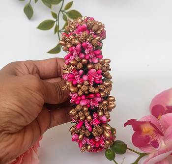 pink gold paper hair gajra with pollen work 2