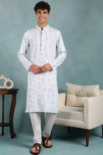 Men blue viscose rayon floral embroidered straight kurta